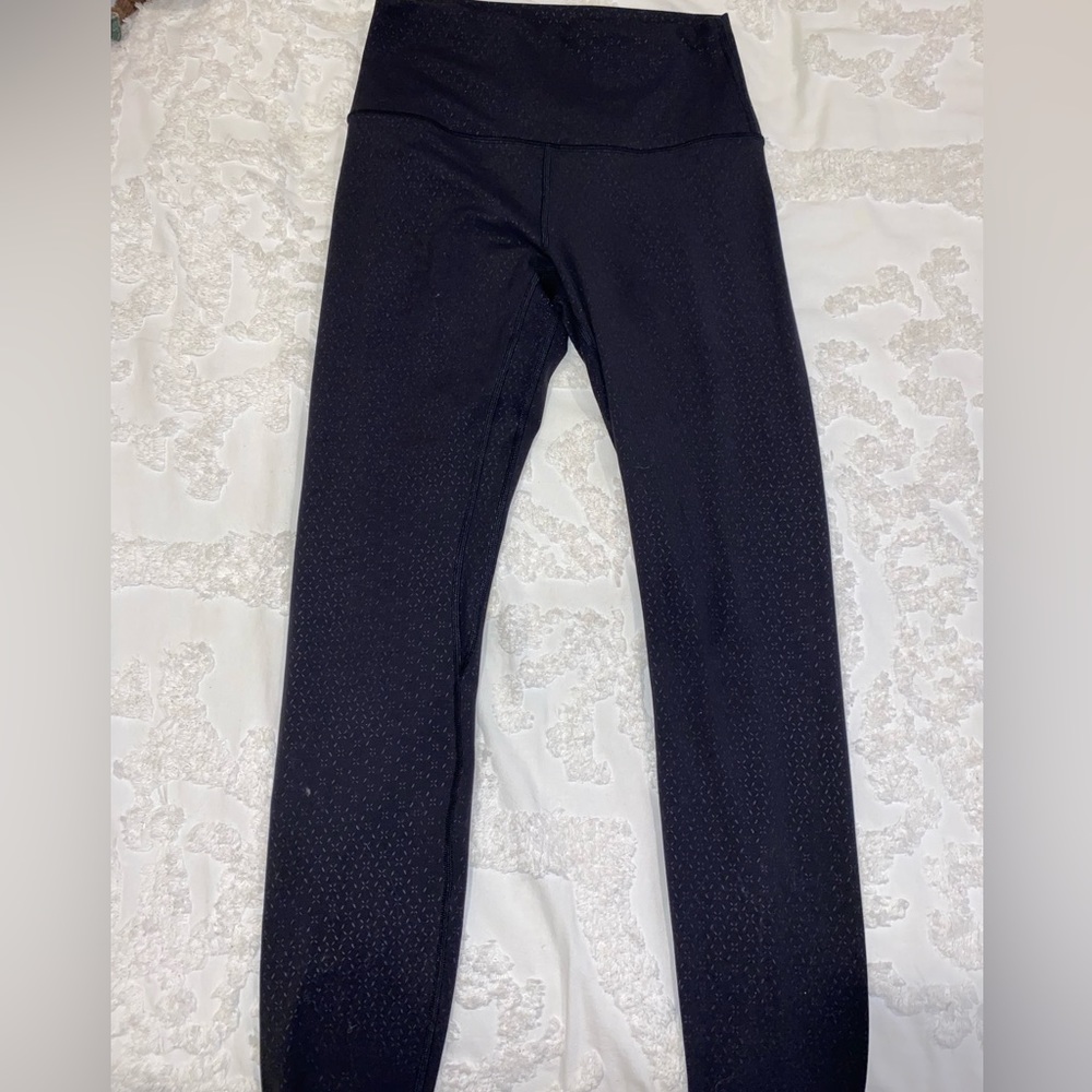 Lululemon Align HR 28”. Size 6